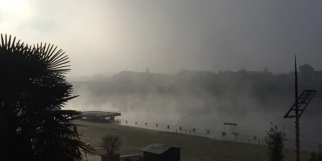 Brume sur le port de Bergerac